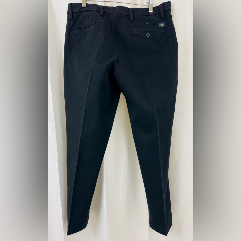 Dockers-Men’s Black Comfort Waist Workday Chinos, Straight Fit. 32W x30… - Picture 6 of 16